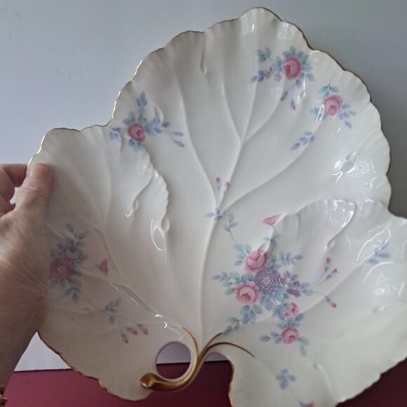 Ivory plate by Mikasa - Picture 6 of 6